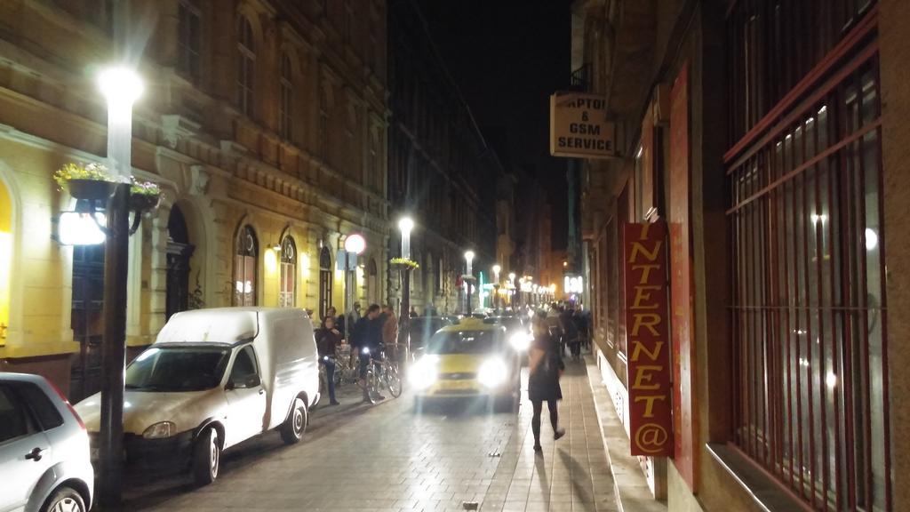 Sleepover City Center Apartment Budapest Bilik gambar